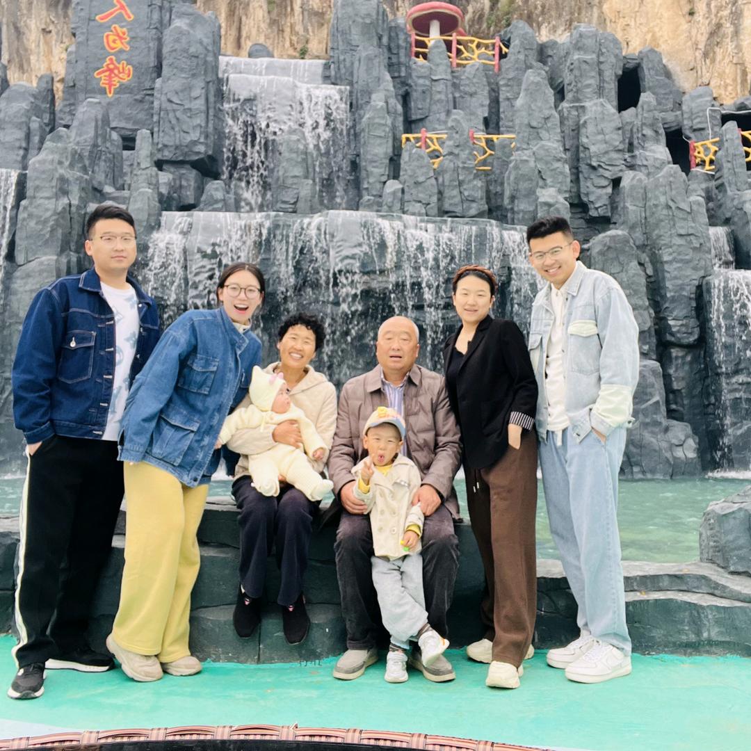 张志滨