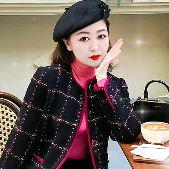 单亲云姐晚上八点十分开播