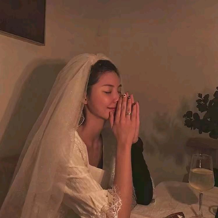 Sɪʟᴇɴᴛ.🥀