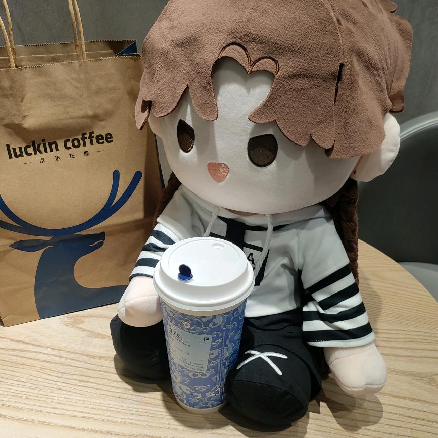 桃桃桃枝爱吃桃