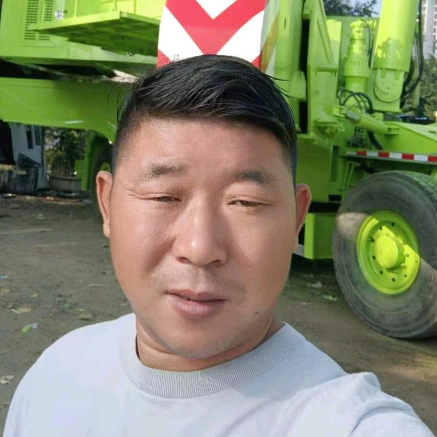 小彭吊车喷漆商行