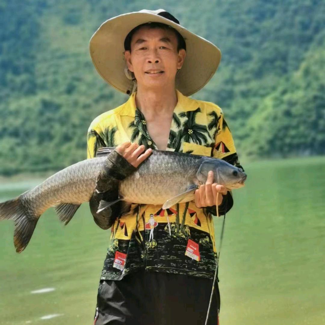 老张游钓云贵川俱乐部渔具（小号）