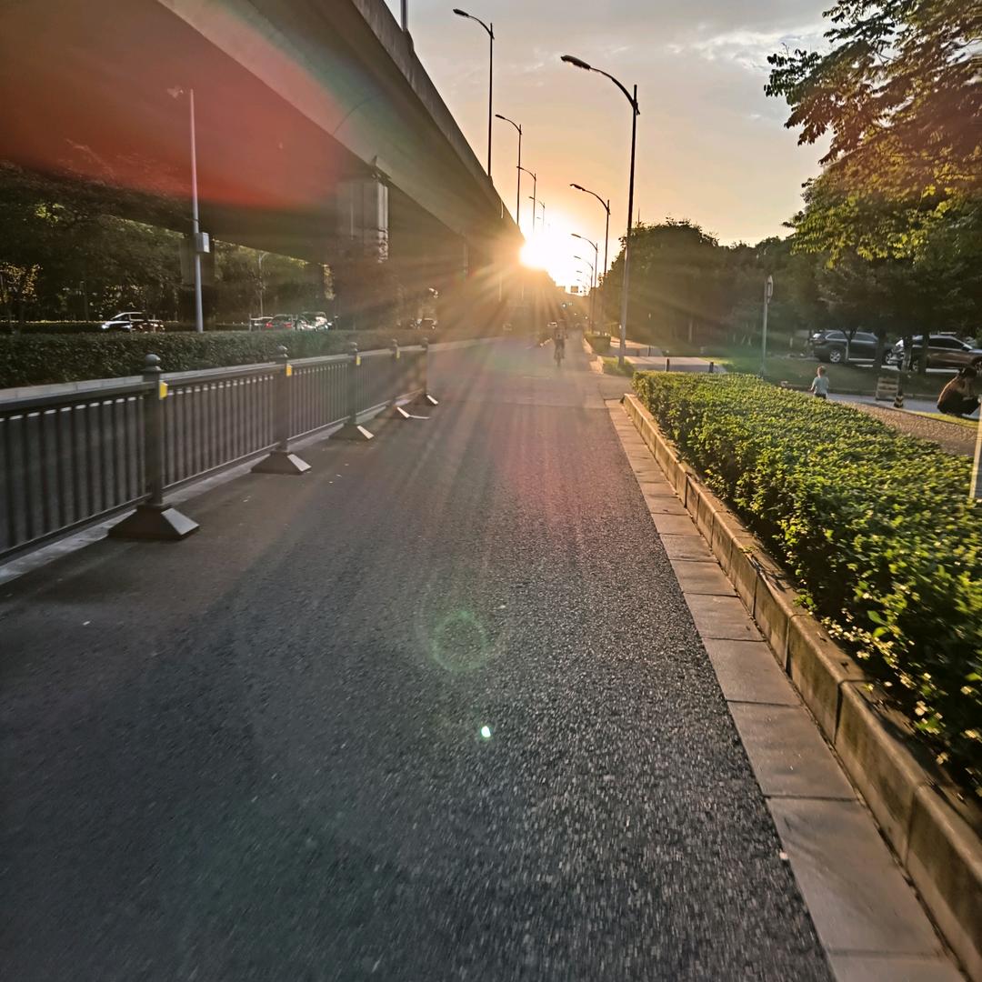 韩。。。