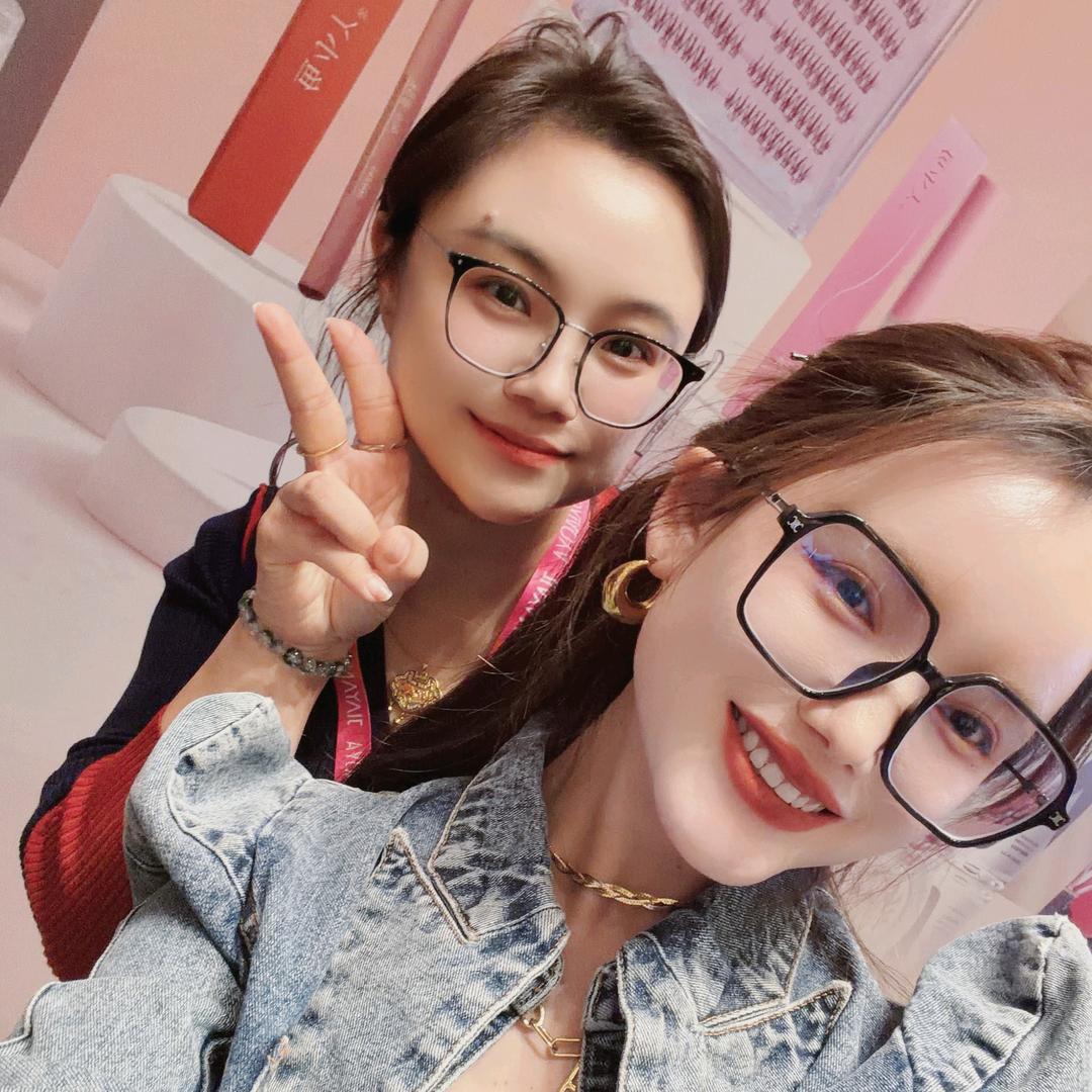 👑化妆师~小米