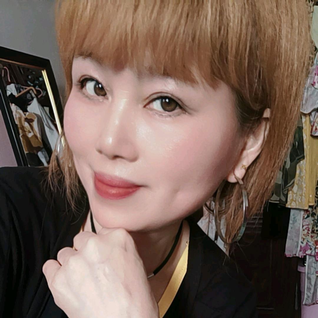 凤姐。