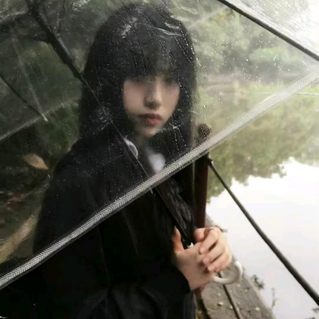 不爱笑的xiuxiu
