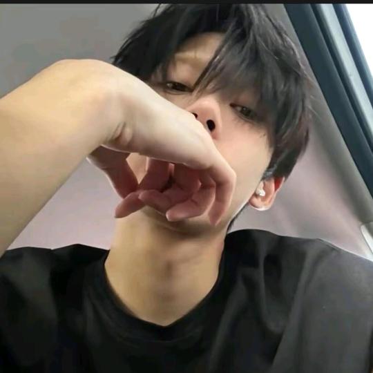 再来一块巧克力蛋糕🍰