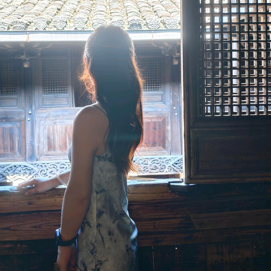 丁小姐