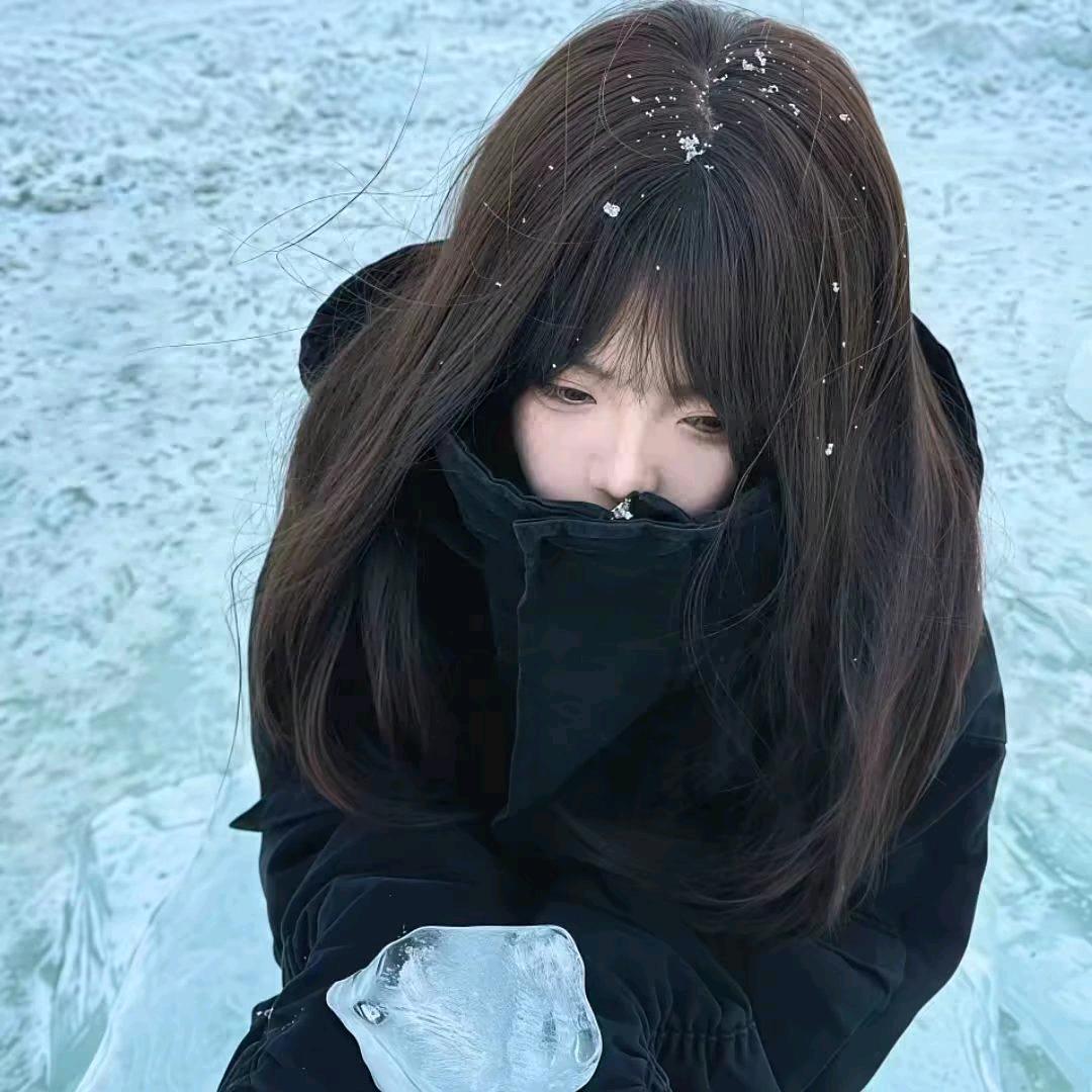 桉墨儿.