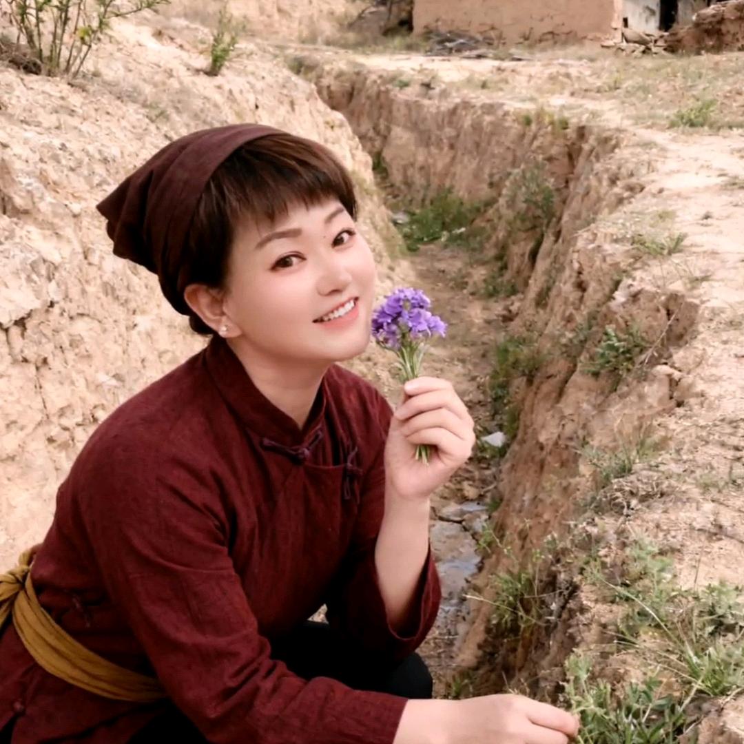 王芳