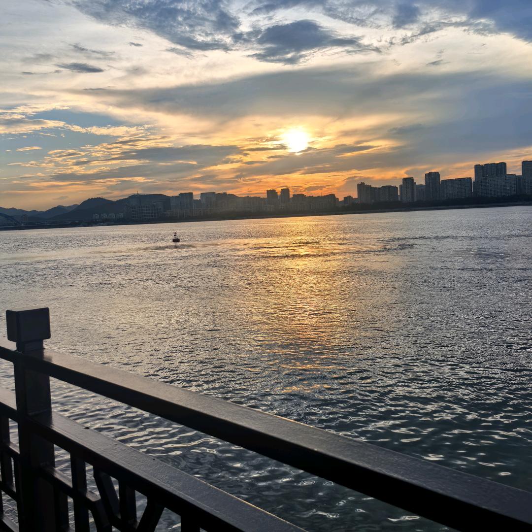 红尘不醉我独醉