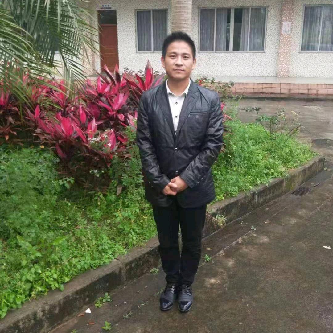 爱吃爱喝爱玩的老头