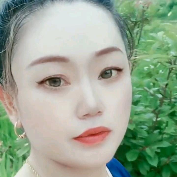 李任静