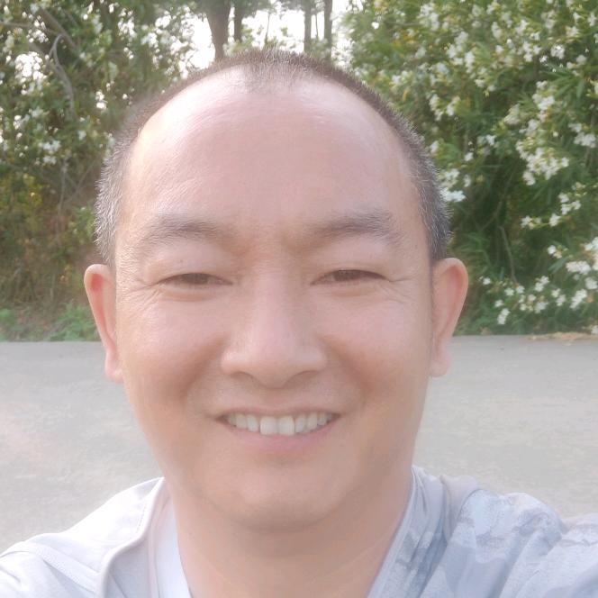 伟哥《晚上七点十分直播》