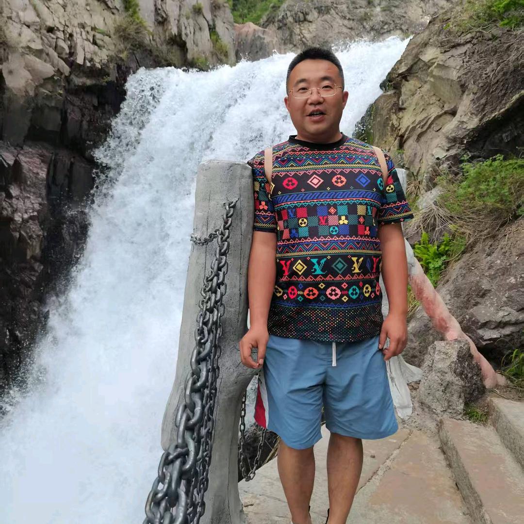 ꧁꫞闫飞う°꧂