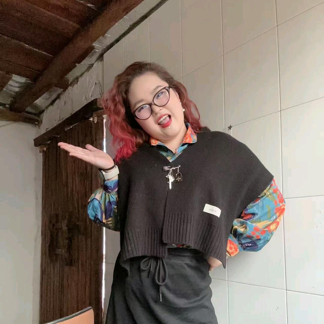 依存创意space阿鸣