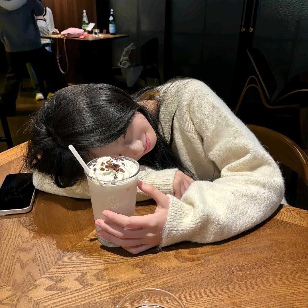 跑调的歌.头像