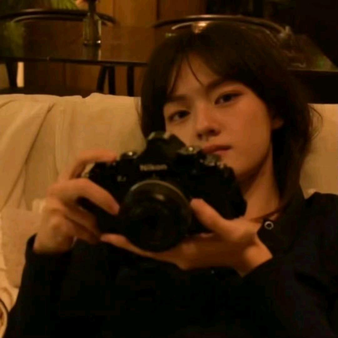 别沉迷男色了行吗写会论文吧求你了