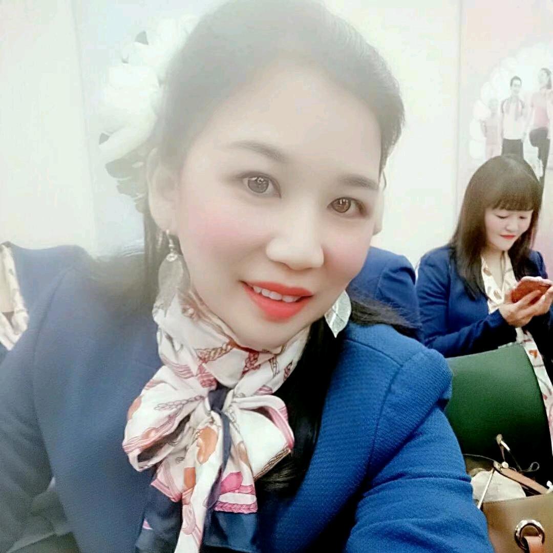 玫琳凯杨美 爱心天使