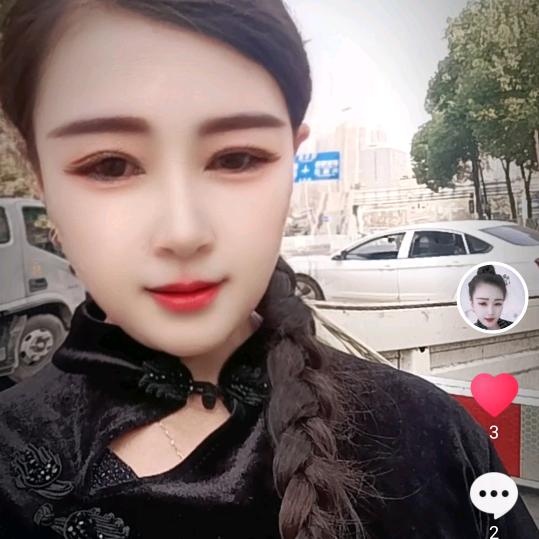 单纯的傻三姐，