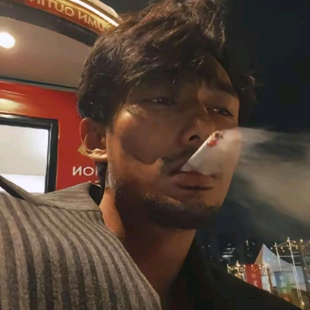 凯....