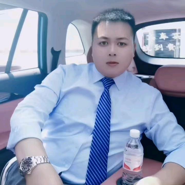 贵阳新能源电动二手车基地【罗一凡】