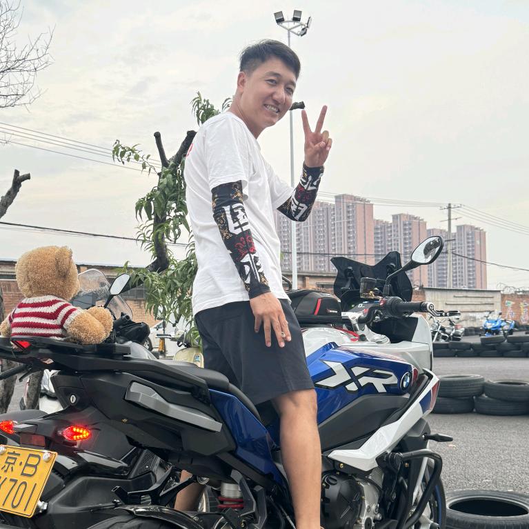 教练带你玩儿摩托