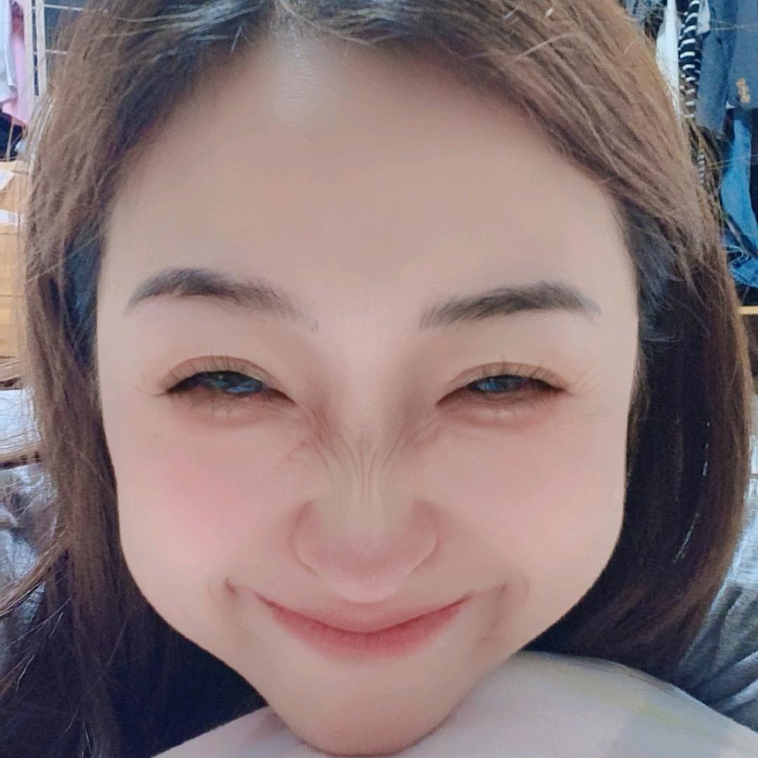 呆小白妈妈（关注上限啦，慢慢会回关的）