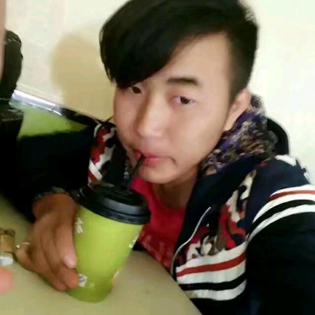 小杨不爱，你爱谁？