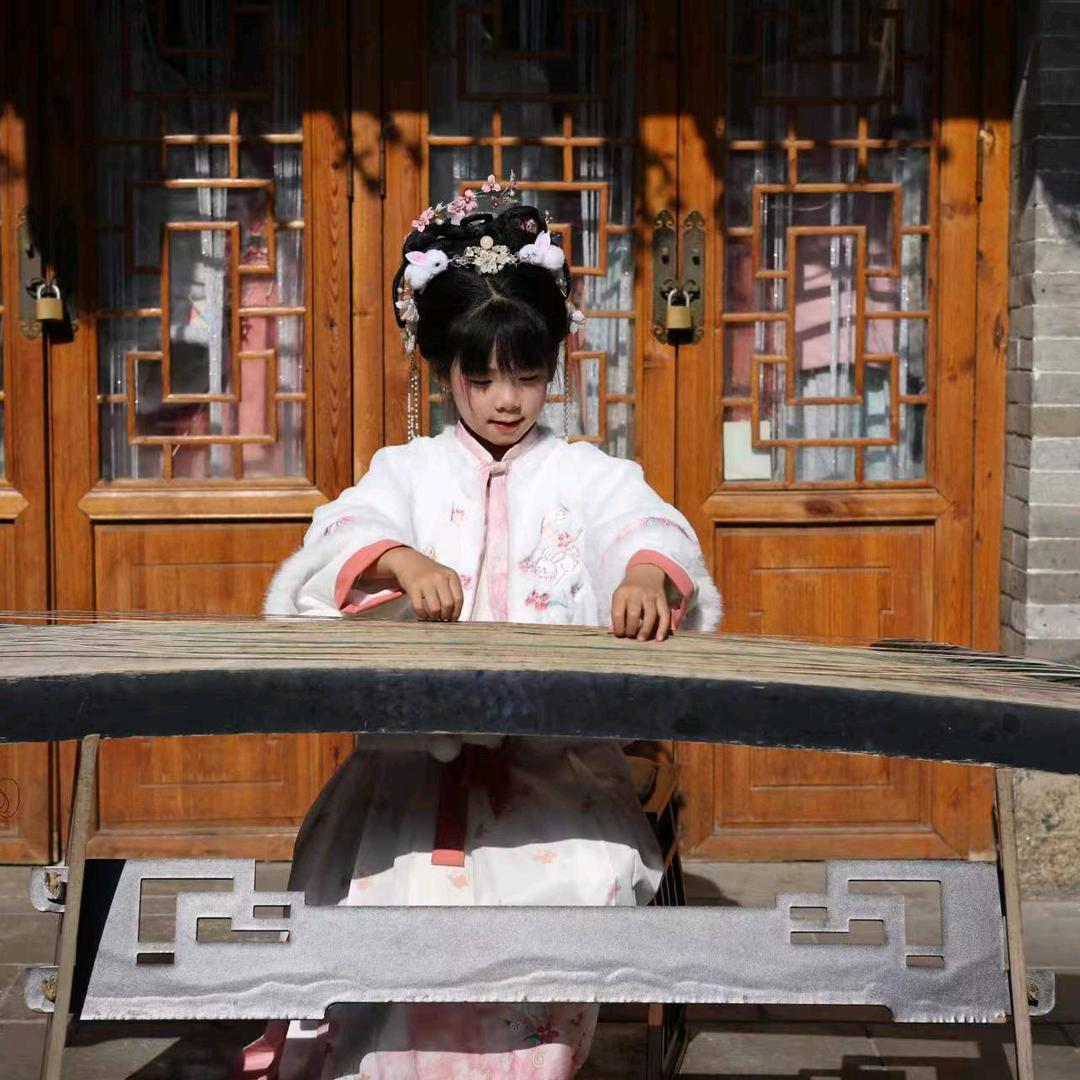 " 梦里花ㄣ"