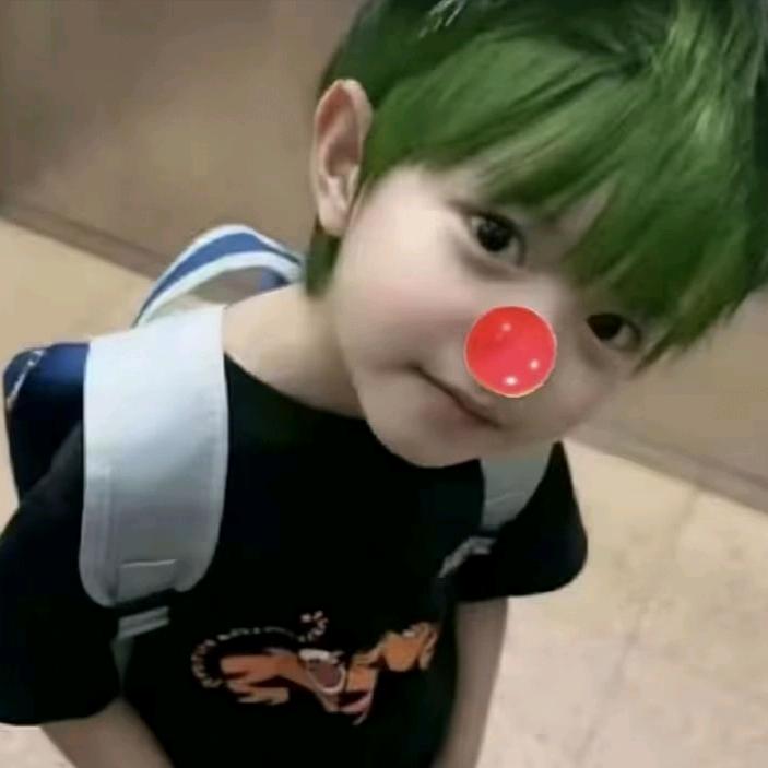 王小茗.
