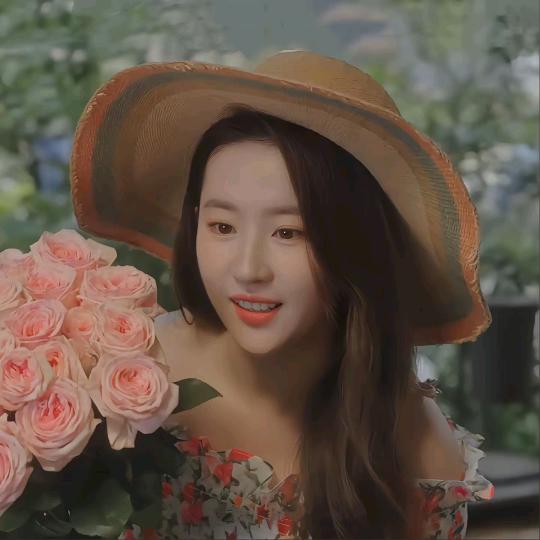 嘿！是小冼同学哦