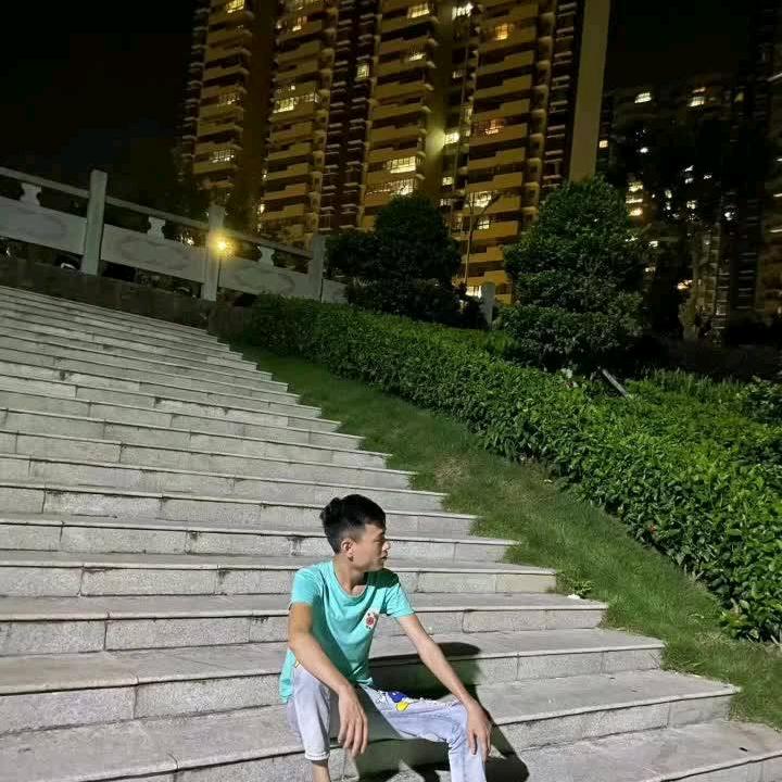 刘百万🧸