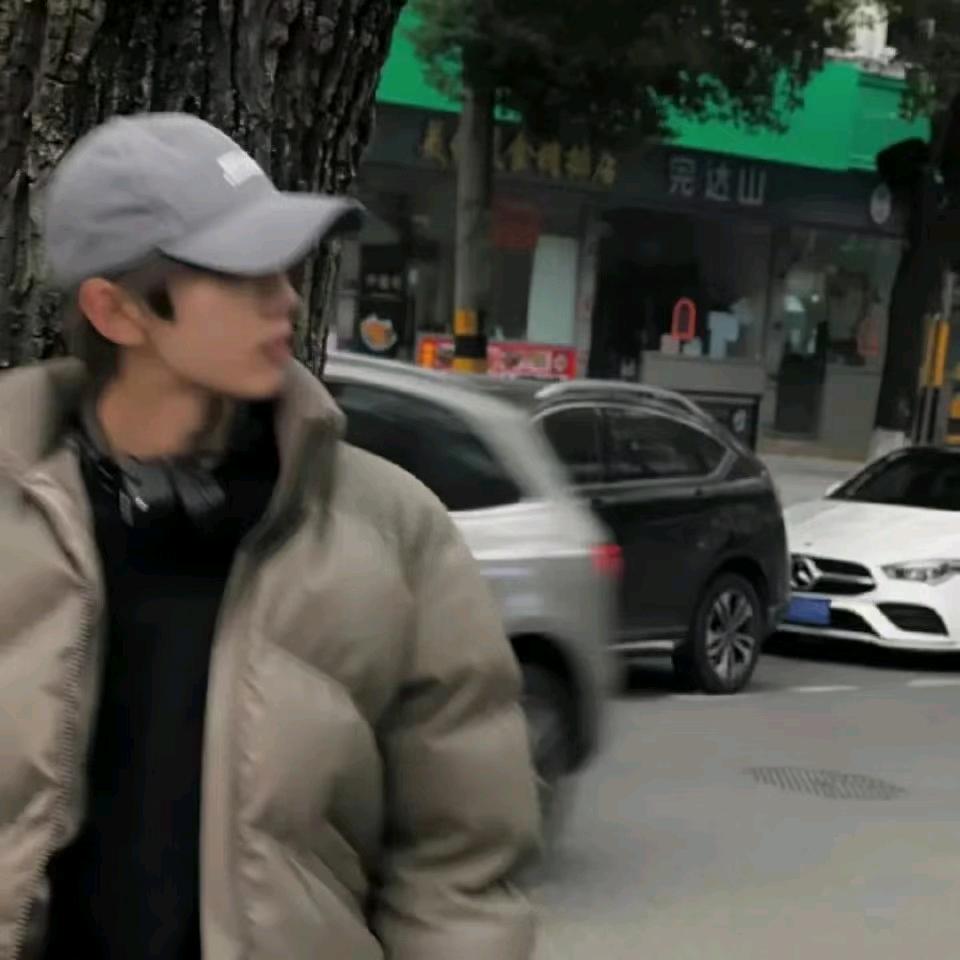 十八༧