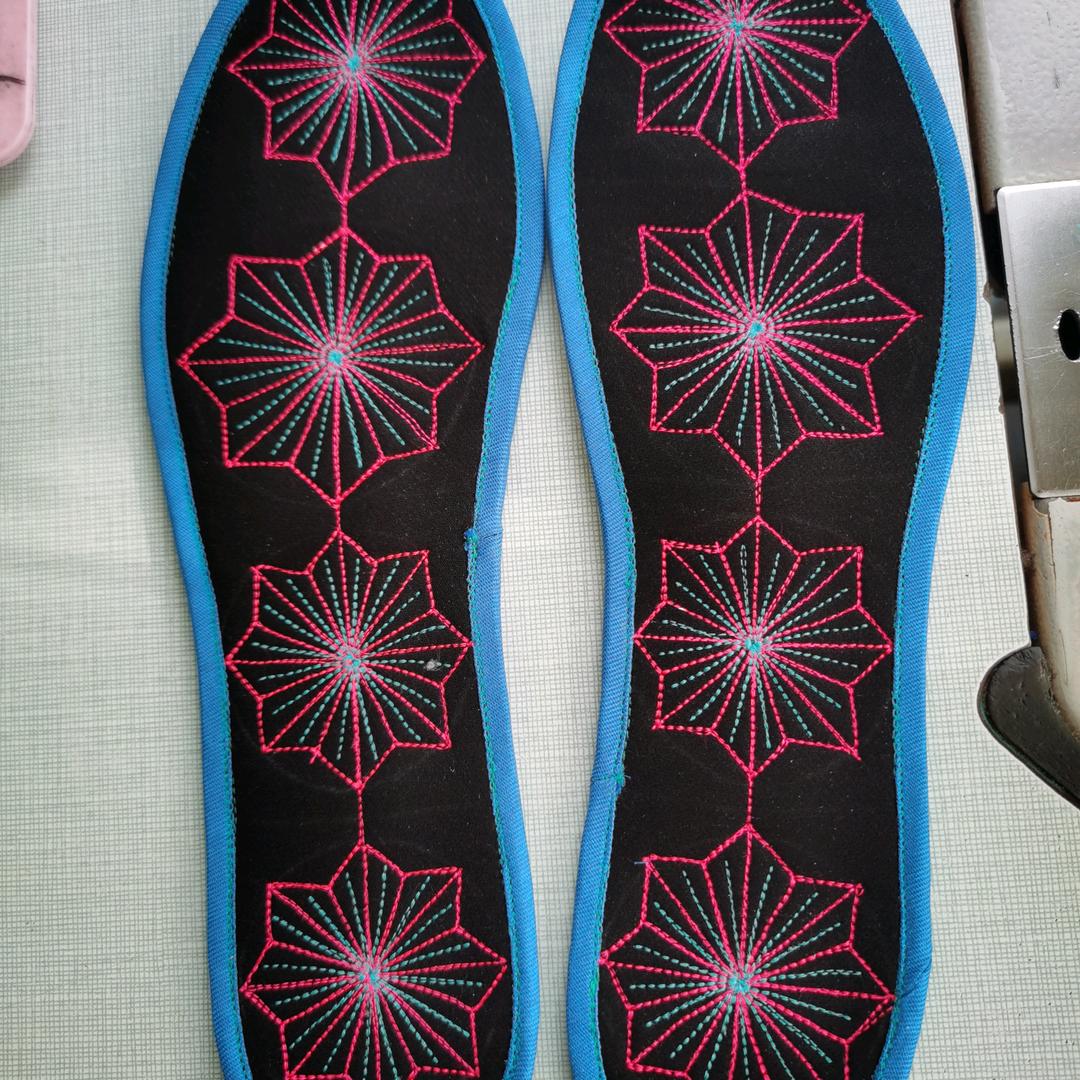 英姐-早上九点十分开播