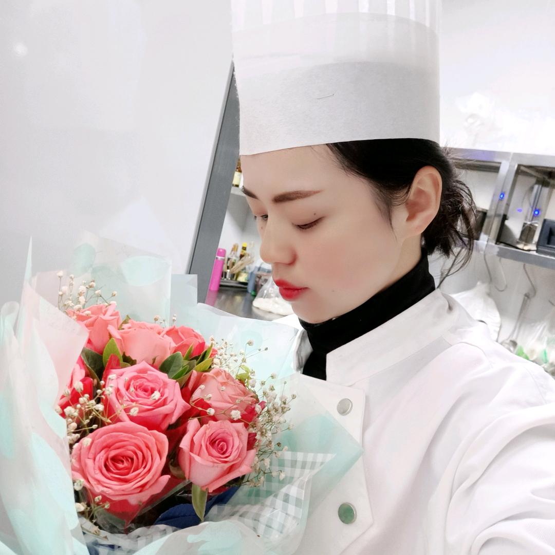 用户1254063192459伊伊