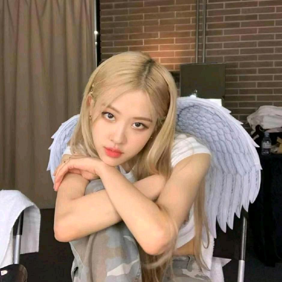 Y..