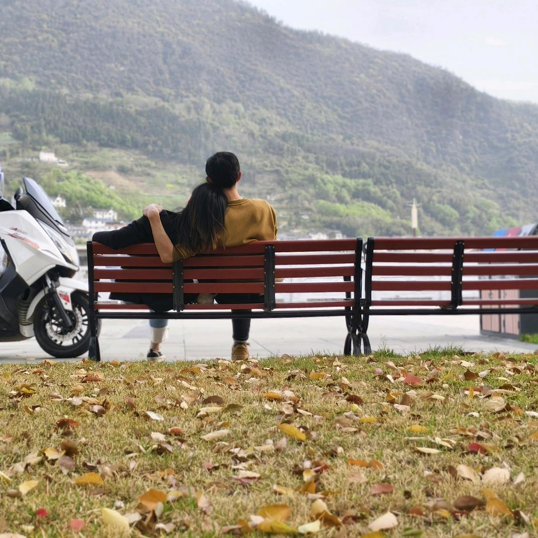 ℒᎭℯ⃝一个达不刘ღ