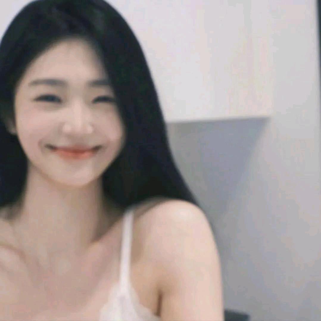 甜甜。