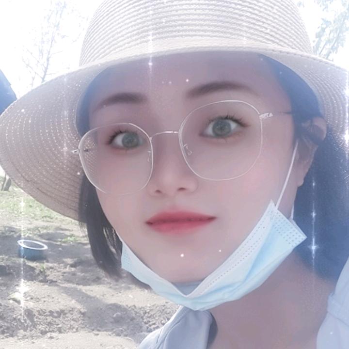 高小娜冲鸭