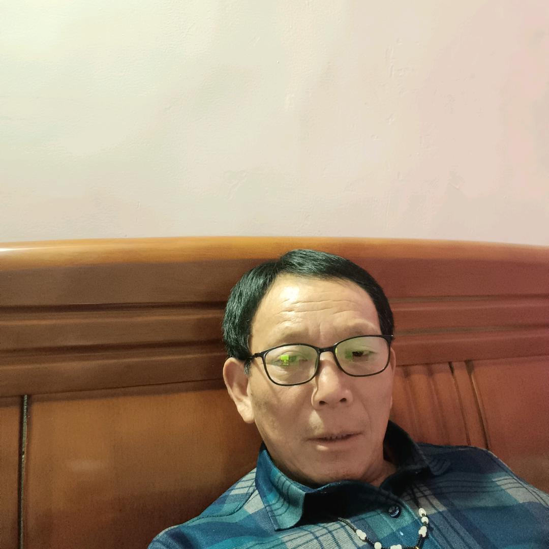 笑看人生，做好自己！