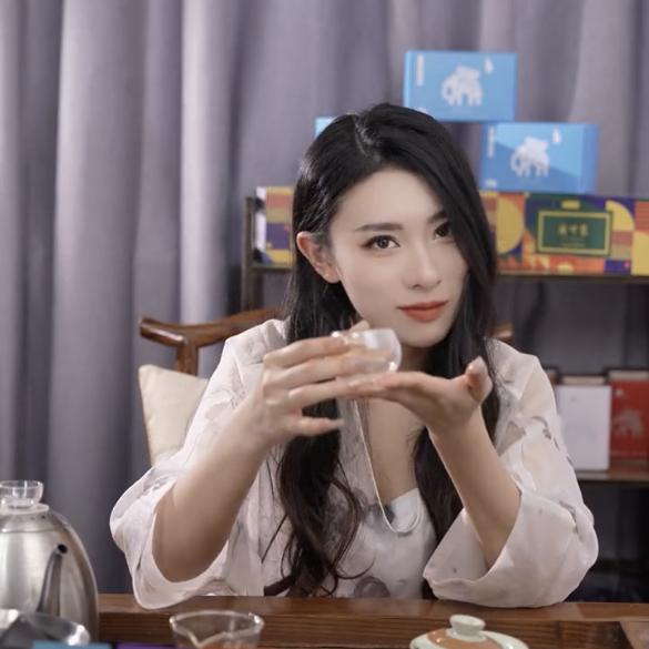 瑶儿啷当