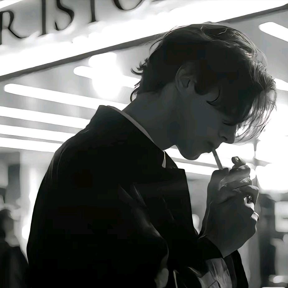 ℡、沐  Z 很  忙