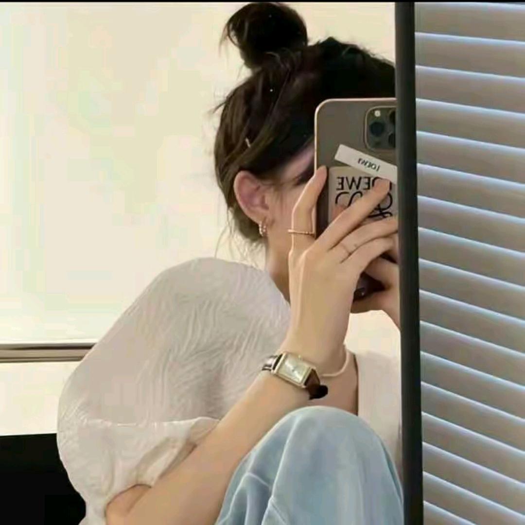 李依宸
