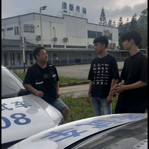 胡教练-圆梦驾校-异地转档-接驾考困