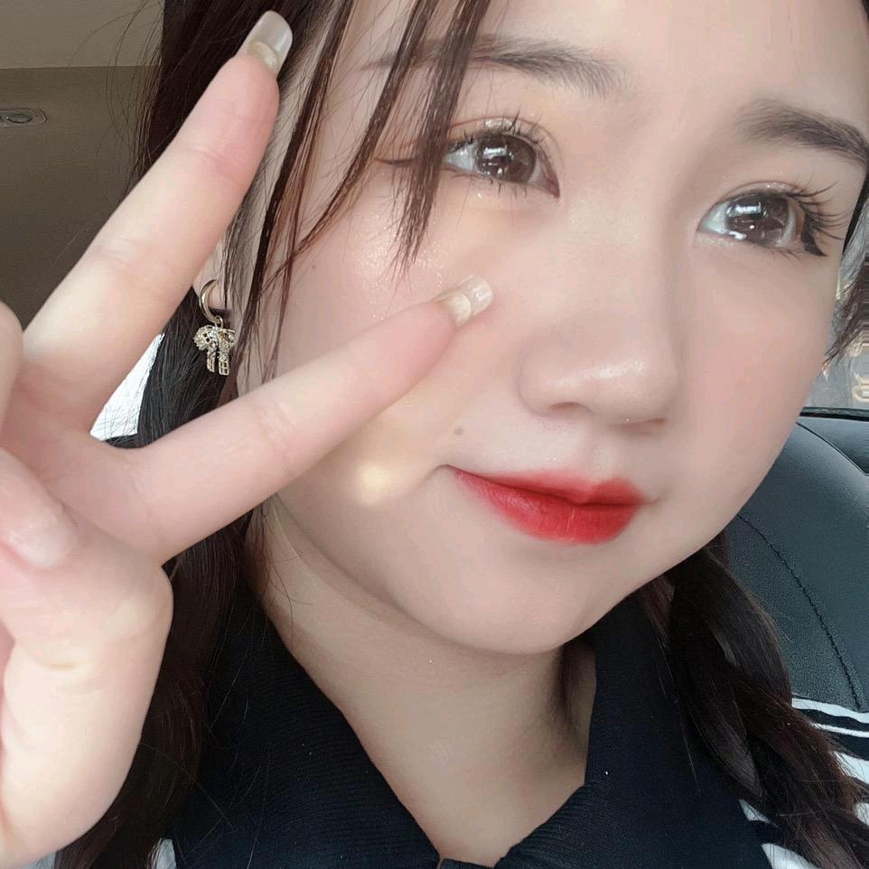 敖晨 爱 月月