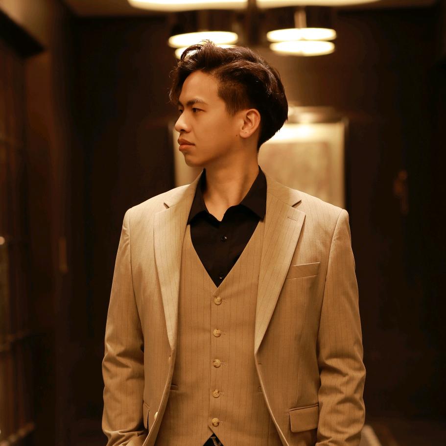Karl阿潇