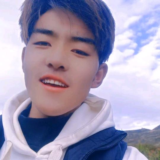 洛♥(｡￫v￩｡)♥松