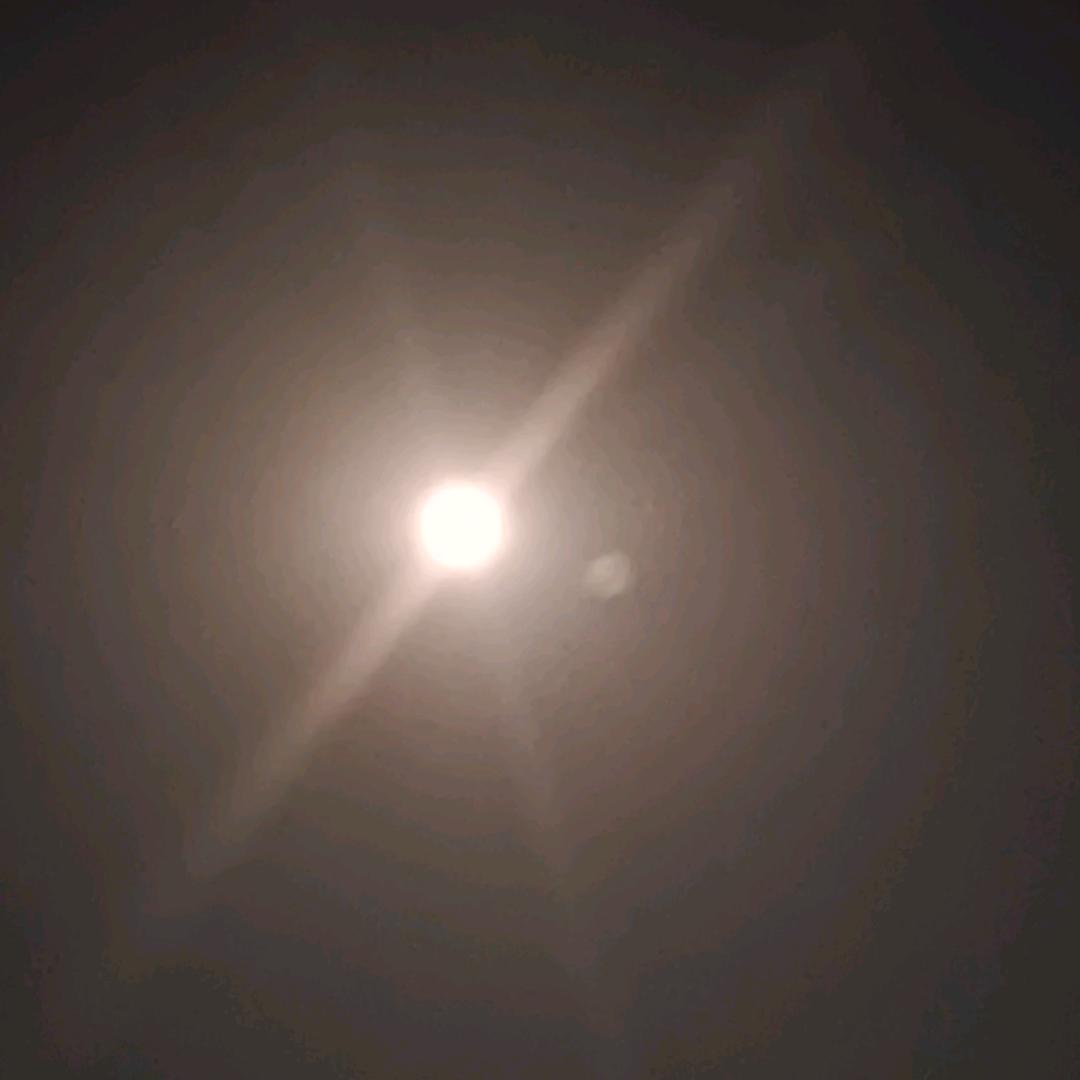 清辉似雪