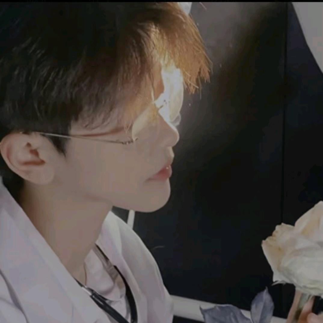 河源汽车水箱散热器，油箱批发
